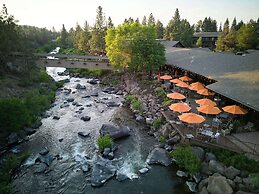 Riverhouse Lodge
