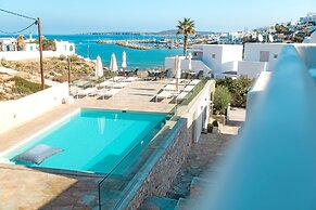 Adonis Hotel & Apartments