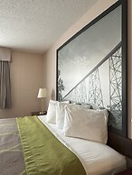 Super 8 by Wyndham Lethbridge