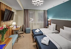 Park Tower Hotel