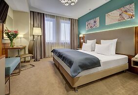 Park Tower Hotel