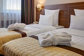 Park Tower Hotel
