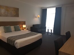 Mid City Motor Inn