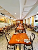 Mid City Motor Inn