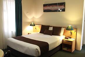 Mid City Motor Inn