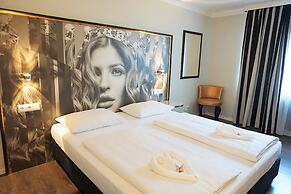 Hotel Calmo