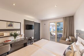 Queen's Bay Hotel