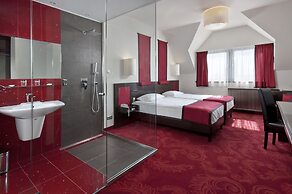 Rubin Wellness & Conference Hotel
