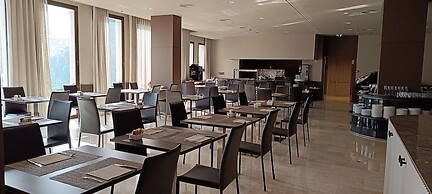 Best Western Premier CMC Girona