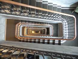 Hotel Moderno Puerta del Sol