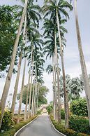 Fairmont Royal Pavilion