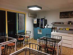 Aix Hotel