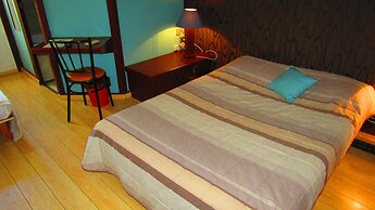 Aix Hotel
