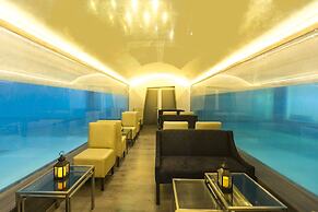 Delfines Hotel & Convention Center