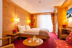 Hotel Holiday