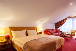 Hotel Holiday