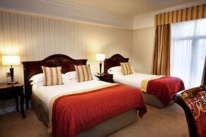 Red Cow Moran Hotel