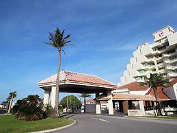 Sheraton Okinawa Sunmarina Resort