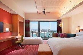 Sheraton Okinawa Sunmarina Resort