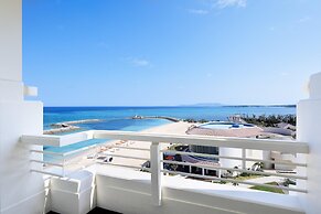 Sheraton Okinawa Sunmarina Resort