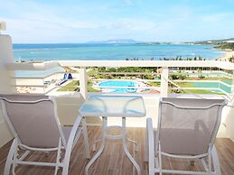 Sheraton Okinawa Sunmarina Resort