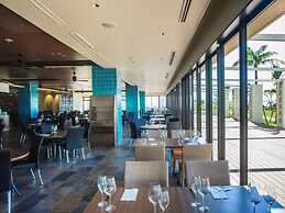 Sheraton Okinawa Sunmarina Resort