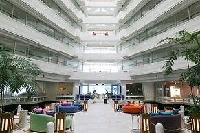 Sheraton Okinawa Sunmarina Resort