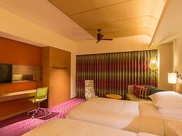 Sheraton Okinawa Sunmarina Resort
