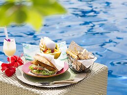 Sheraton Okinawa Sunmarina Resort