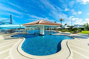 Sheraton Okinawa Sunmarina Resort