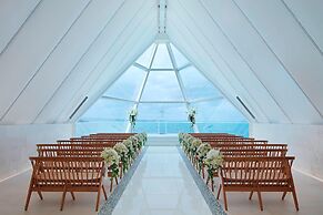 Sheraton Okinawa Sunmarina Resort