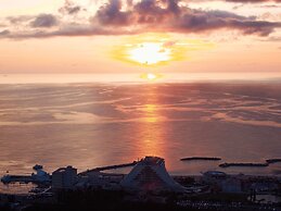 Sheraton Okinawa Sunmarina Resort