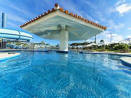 Sheraton Okinawa Sunmarina Resort