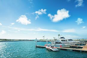 Sheraton Okinawa Sunmarina Resort