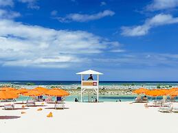 Sheraton Okinawa Sunmarina Resort