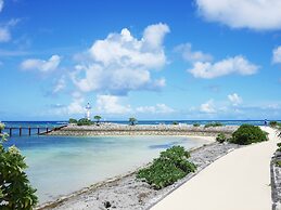 Sheraton Okinawa Sunmarina Resort