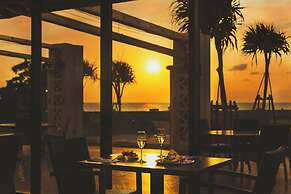 Sheraton Okinawa Sunmarina Resort