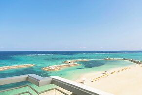 Sheraton Okinawa Sunmarina Resort
