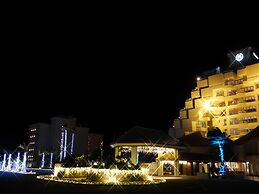 Sheraton Okinawa Sunmarina Resort