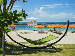 Sheraton Okinawa Sunmarina Resort