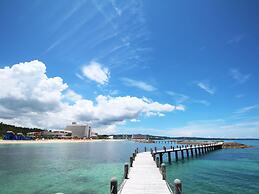 Sheraton Okinawa Sunmarina Resort