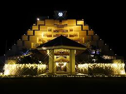 Sheraton Okinawa Sunmarina Resort