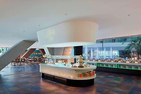 Sheraton Okinawa Sunmarina Resort