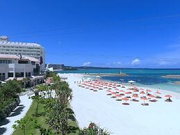 Sheraton Okinawa Sunmarina Resort