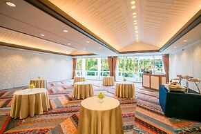 Sheraton Okinawa Sunmarina Resort