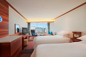 Sheraton Okinawa Sunmarina Resort