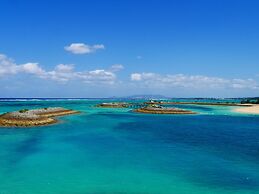 Sheraton Okinawa Sunmarina Resort