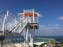 Sheraton Okinawa Sunmarina Resort