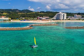 Sheraton Okinawa Sunmarina Resort