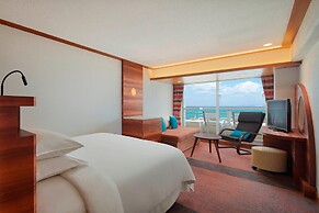 Sheraton Okinawa Sunmarina Resort